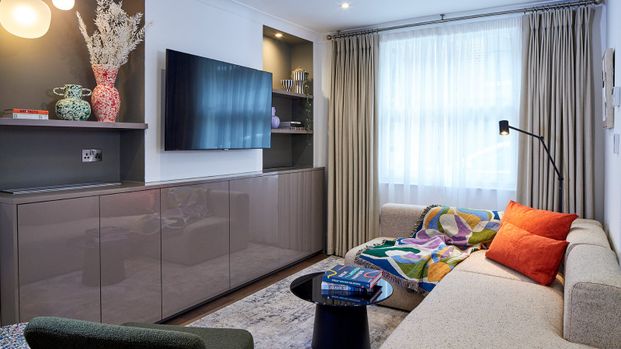 Cheval Place, SW7, London - Photo 1