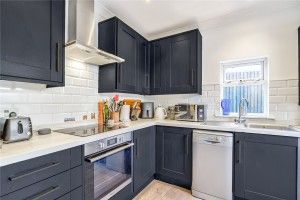 Credenhill Street, London, SW16 - Photo 2