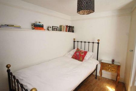 Tanners Street, Faversham, Kent, ME13 - Photo 2