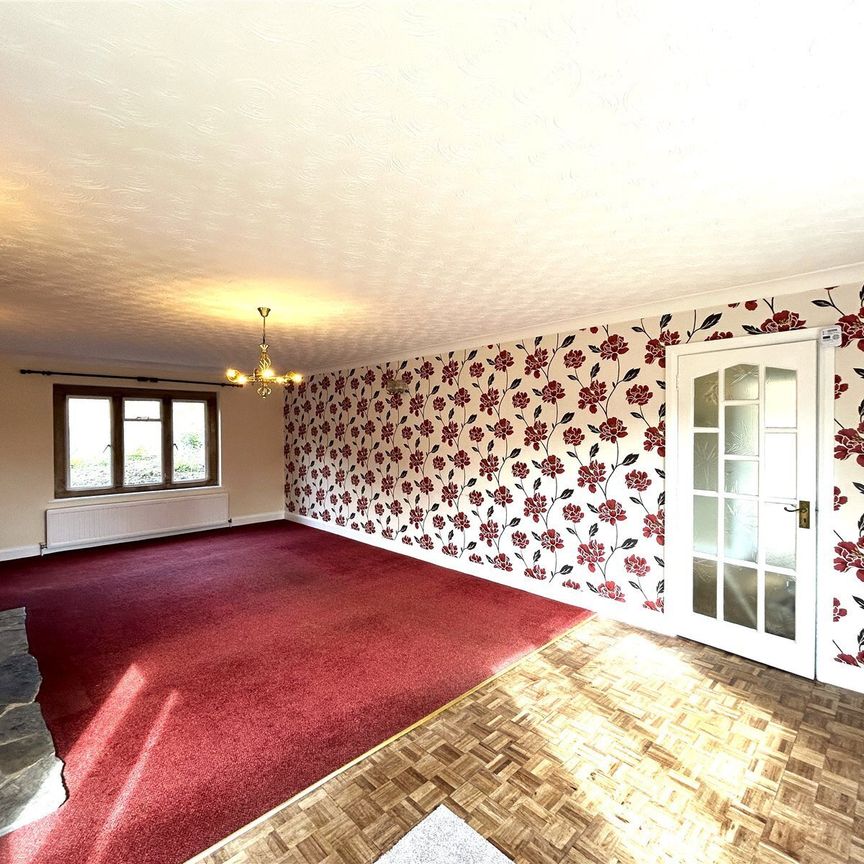 Love Lane, Ilminster, Somerset, TA19 - Photo 1