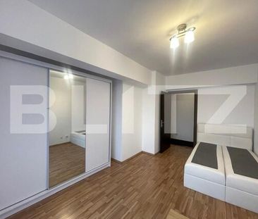Apartament 4 camere, 135 mp, 2 bai, parcare, Complex Semiluna Plopillor - Photo 3
