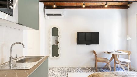 Studio for rent in La Dreta de l'Eixample, all bills included - Photo 5