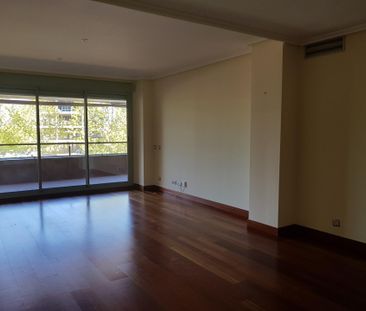 Piso de alquiler en Calle de las Islas Canarias, Valdepastores - La... - Photo 5