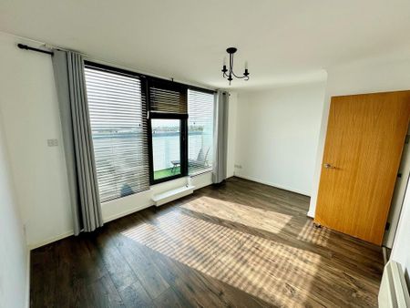 2 bedroom flat to rent - Photo 4