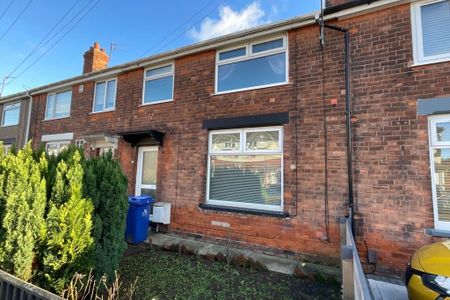 3 bedroom terraced house to rent - Photo 2