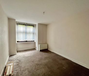 ++ Schön geschnittene Altbau-Wohnung ++ Balkon ++ für 1-2 Personen ... - Photo 2