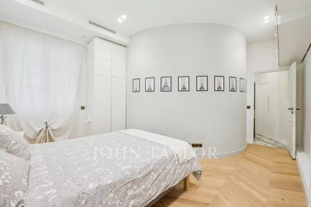 Appartement à louer Paris 8Ème - Faubourg-Du-Roule, Paris Rive Droite, France3 550 EUR / Mois - Photo 4