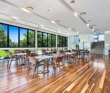 Large, Private 2 Bedroom Apartment in Paradise Point - Photo 1