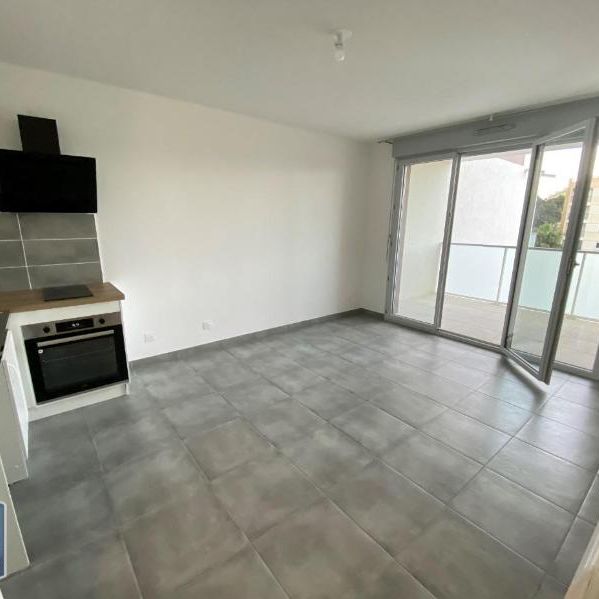 Location Appartement 2 pièces 40m² SETE 34200 - Photo 1