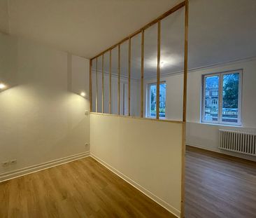 Location Appartement 1 pièce 27m² - Photo 2