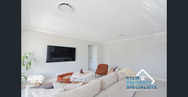 Modern Split Level Terrance - Photo 1