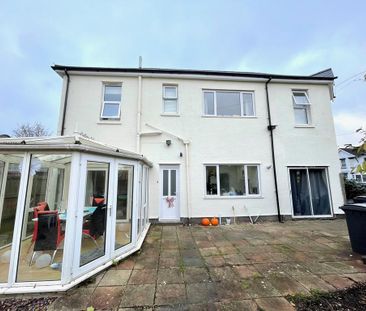 6 bedroom detached house to rent - Photo 4