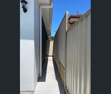 Brand new Granny flat 2 bed , 2 toilet, 1 shower, close to public t... - Photo 6