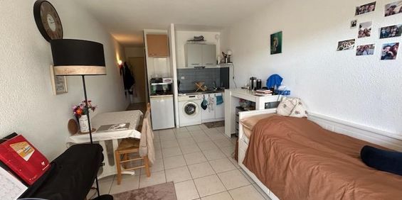 Location Appartement 1 pièce 25m² AIX EN PROVENCE 90ème - Photo 3