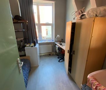 Kamer 1VR (1e verdieping vooraan rechts) - Zwijnaardsesteenweg 313 - Photo 2