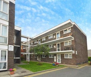 Burwood Court, Golday Avenue, Chelmsford, CM2 - Photo 6
