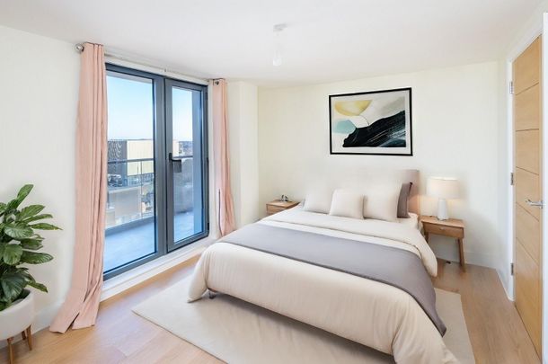 (4th Floor Flat) Charter House, High Road Ilford, IG1 - Photo 1