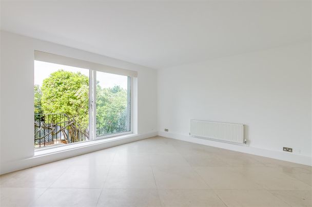 Marlborough Hill, St Johns Wood, NW8 - Photo 1