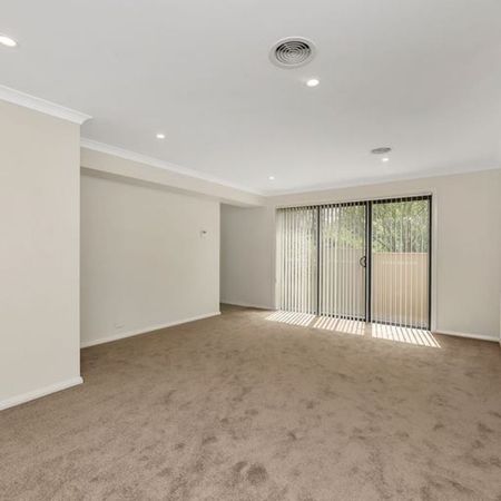 4/19 Donald Road, Queanbeyan - Photo 2