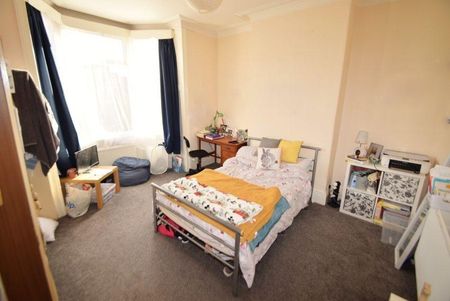 3 bedroom house share to rent - Photo 5