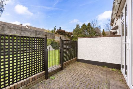 10 Fey Yerra, Leopardstown Road, Foxrock, Dublin 18 - Photo 2