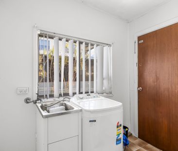 CHARMING FULLY FURNISHED 3-BEDROOM HOME IN PRIME RATHMINES LOCATION - Photo 4