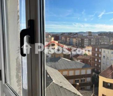 Piso en alquiler en Avenida del Reino de León, 12 - Foto 2