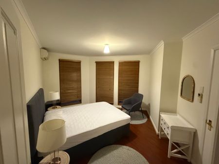 Christies Beach - Photo 4