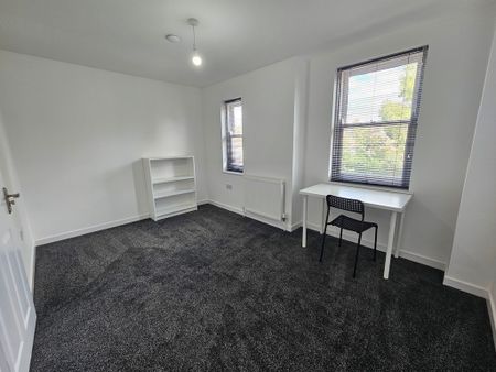 2 Bed Student Accommodation - Photo 5