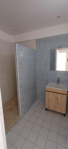 Location Appartement 2 pièces 54m² NICE 06000 - Photo 3