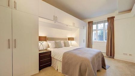 Strathmore Court, Park Road, Regents Park, NW8 - Photo 2