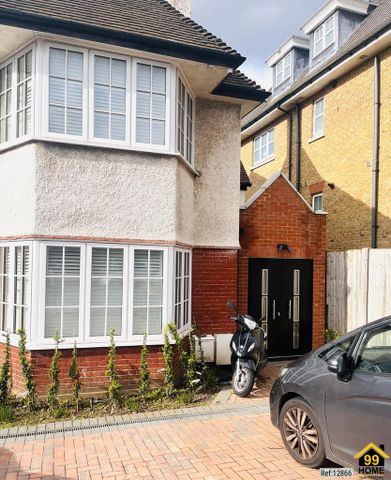 2 bedroom flat to rent - Photo 3