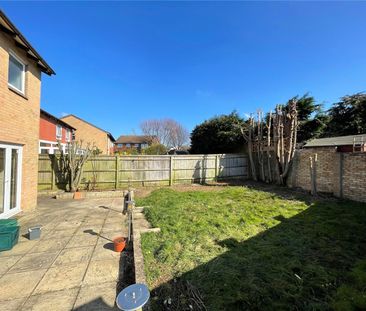 Charlville Drive, Calcot, Reading, RG31 - Photo 4