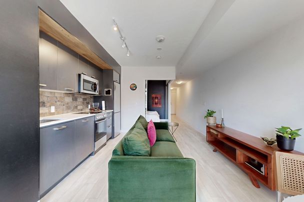 For Lease - 1630 Queen Street Unit# 202, Toronto, Ontario - Photo 1