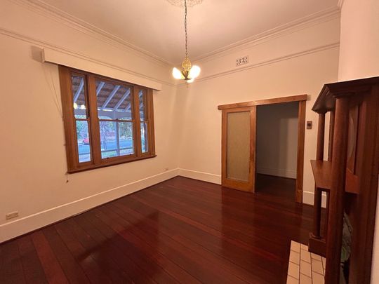 East Fremantle - Photo 1