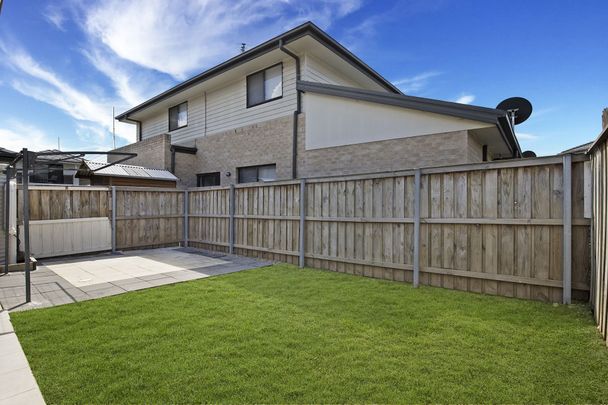 57 William Hart Crescent, Penrith - Photo 1