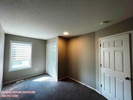 UPPER 5730 Cautley Crescent Southwest - Photo 3