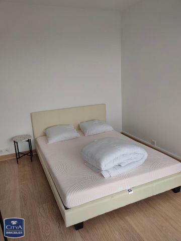 Location Appartement 1 pièce 16m² LA ROCHE SUR YON 85000 - Photo 4