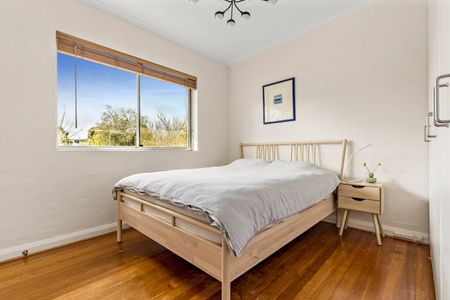 4/66 Somers Avenue, Macleod VIC 3085 - Photo 2