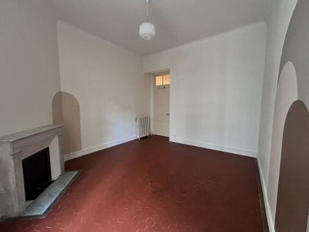 Location Appartement 4 pièces 122m² NICE 06000 - Photo 2