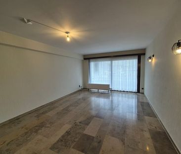 Appartement te huur - foto 2