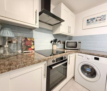 2 bedroom terraced house to rent - Photo 5