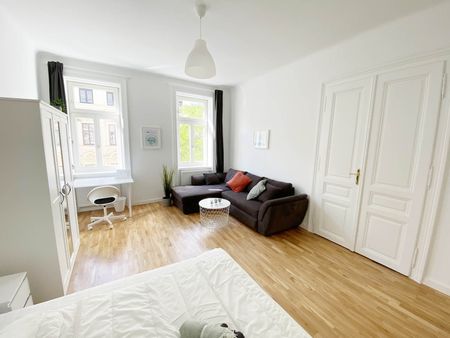 Neustiftgasse Top 23 Zimmer 1 - Photo 2