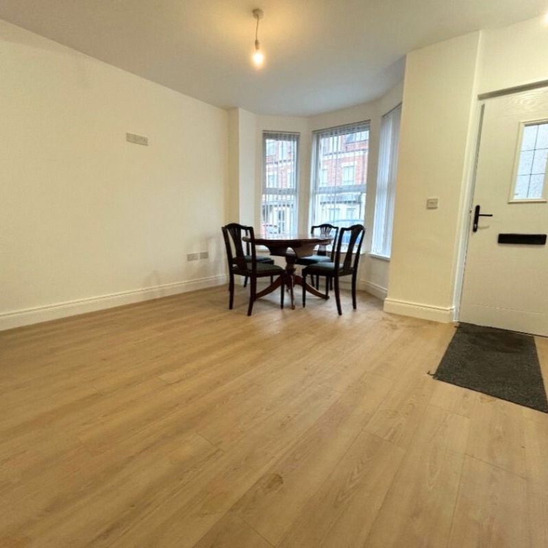 12 Melrose Street (6 month lease), Belfast BT9 7DN - Photo 1