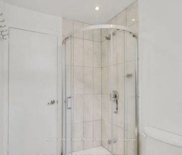 1294 Forest Hill #Lower - Photo 5