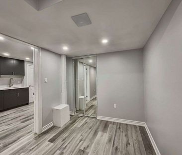 For Lease - 130 Orr Drive Unit# Lower, Bradford West Gwillimbury, O... - Photo 2