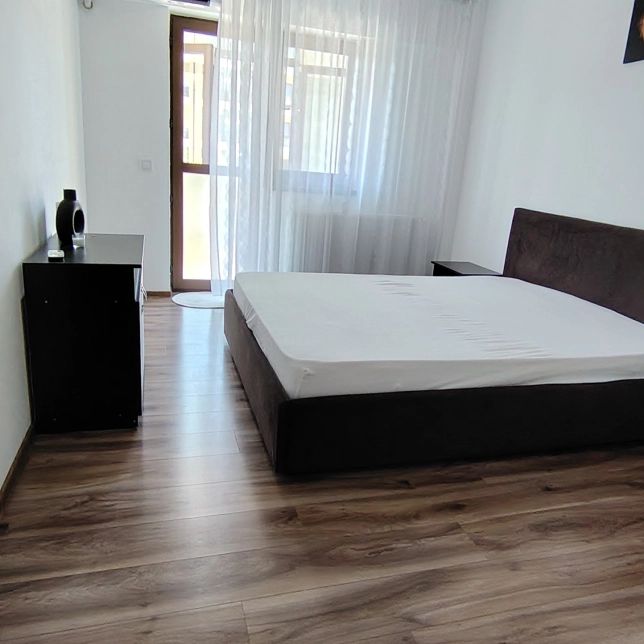 3 camere, decomandat, 65 mp, de inchiriat apartament nou in zona CUG, Str Pepinierei, Cod 163163 - Photo 1