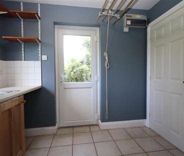 4 bedroom detached house to rent - Photo 6