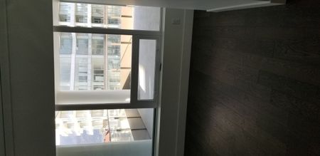 Exec 3 bed 2.5 bath at One Water - Photo 3