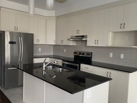 For Lease - 2124 Dale Road, Innisfil, Ontario - Photo 4